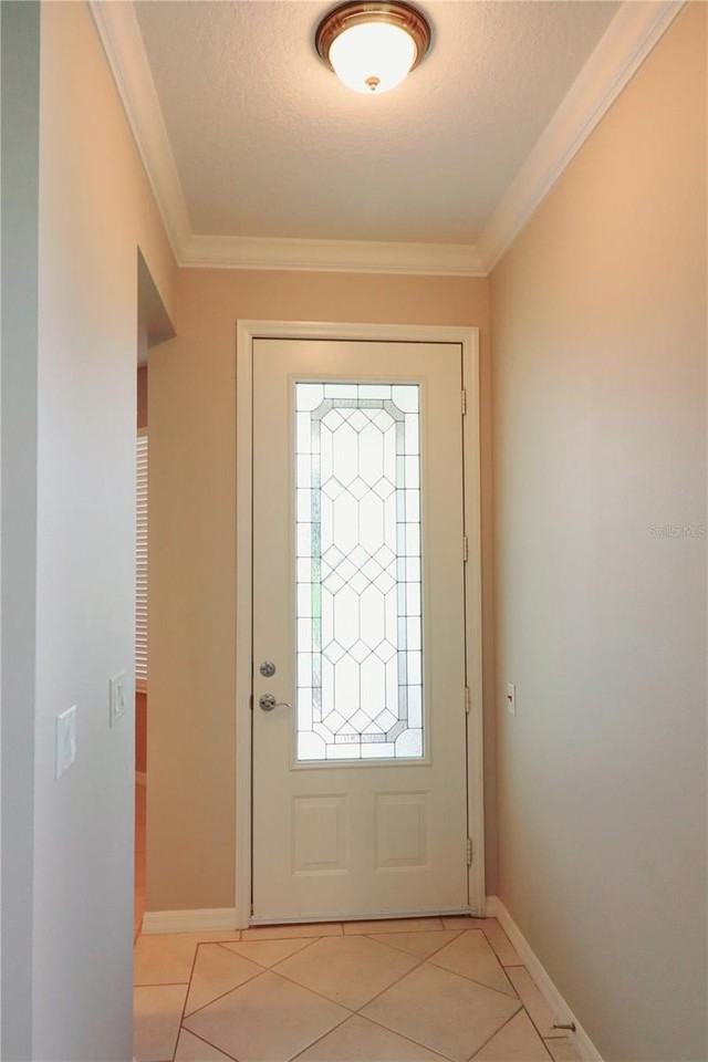 5532 Sir Churchill Dr - Photo 3 of 36