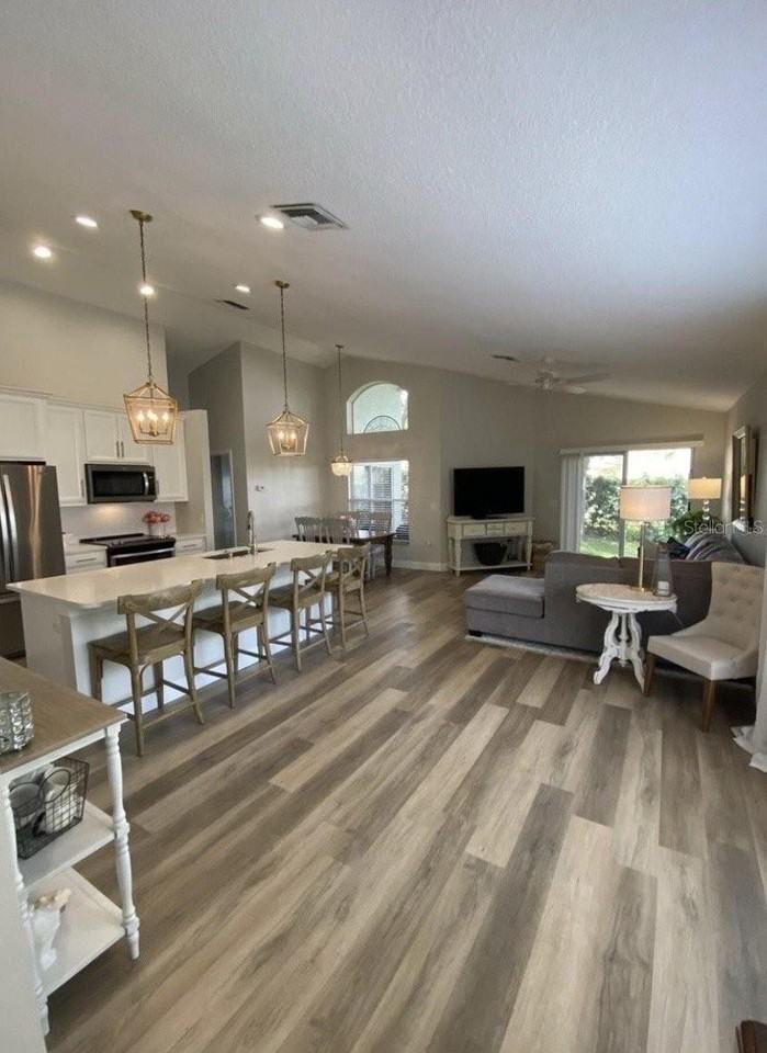 17403 Summer Oak Ln - Photo 5 of 26