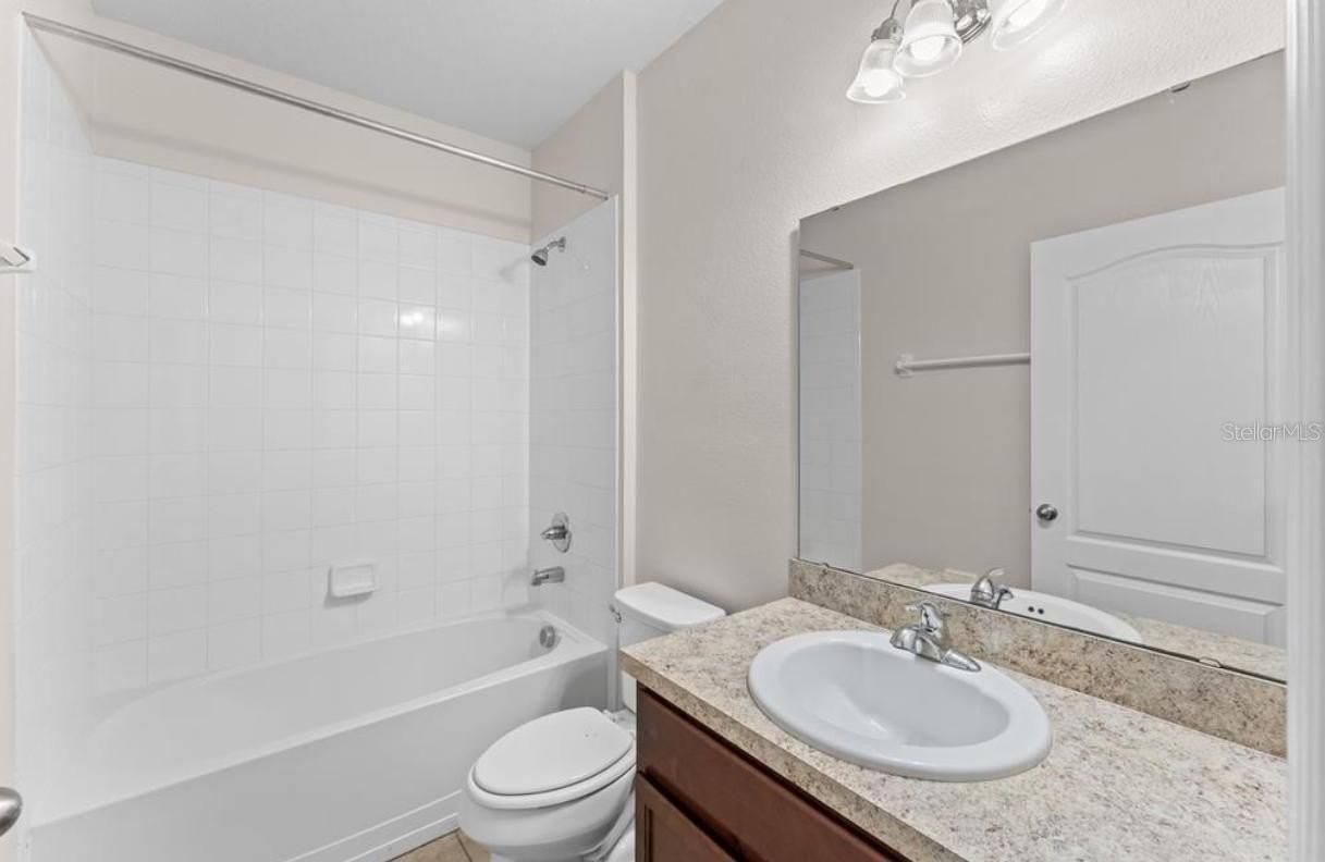 237 Tanager St - Photo 3 of 5