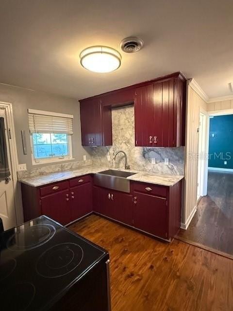 736 Essex Pl - Photo 7 of 25