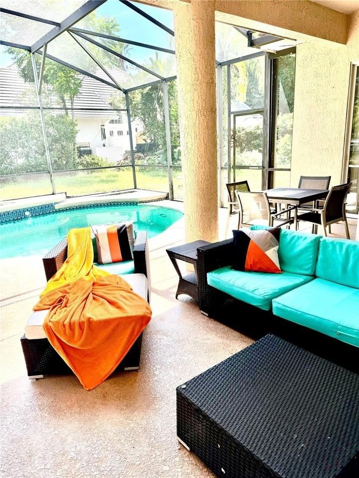 9042 Shawn Park Pl - Photo 6 of 13