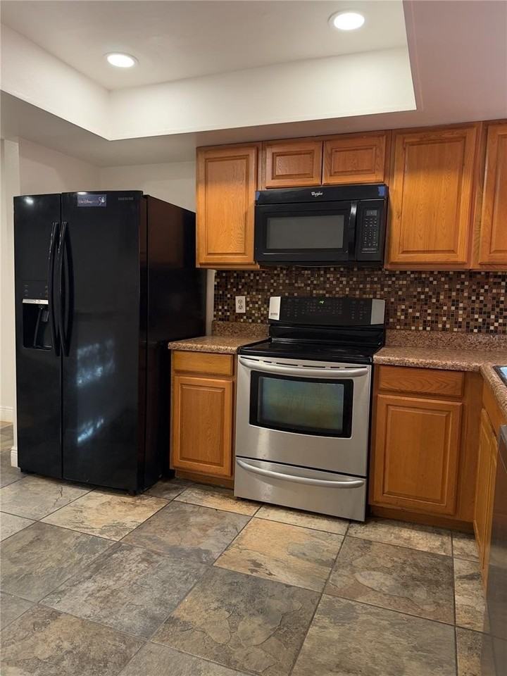 7091 Balboa Dr #7091 - Photo 3 of 12