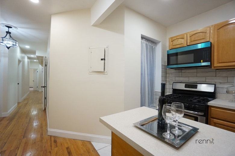 310 Patchen Ave #2 - Photo 5 of 8