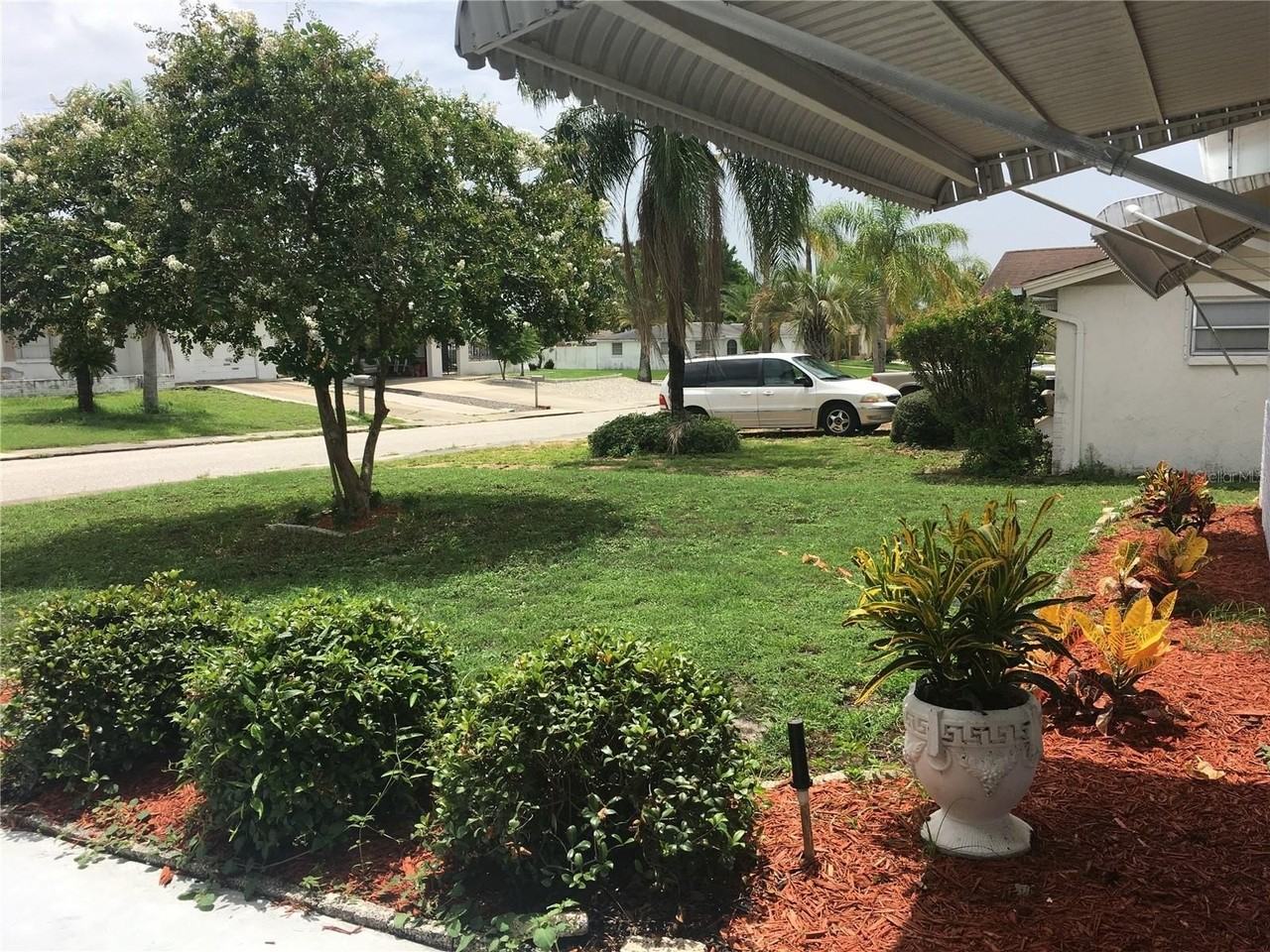 3633 Cockatoo Dr - Photo 4 of 17