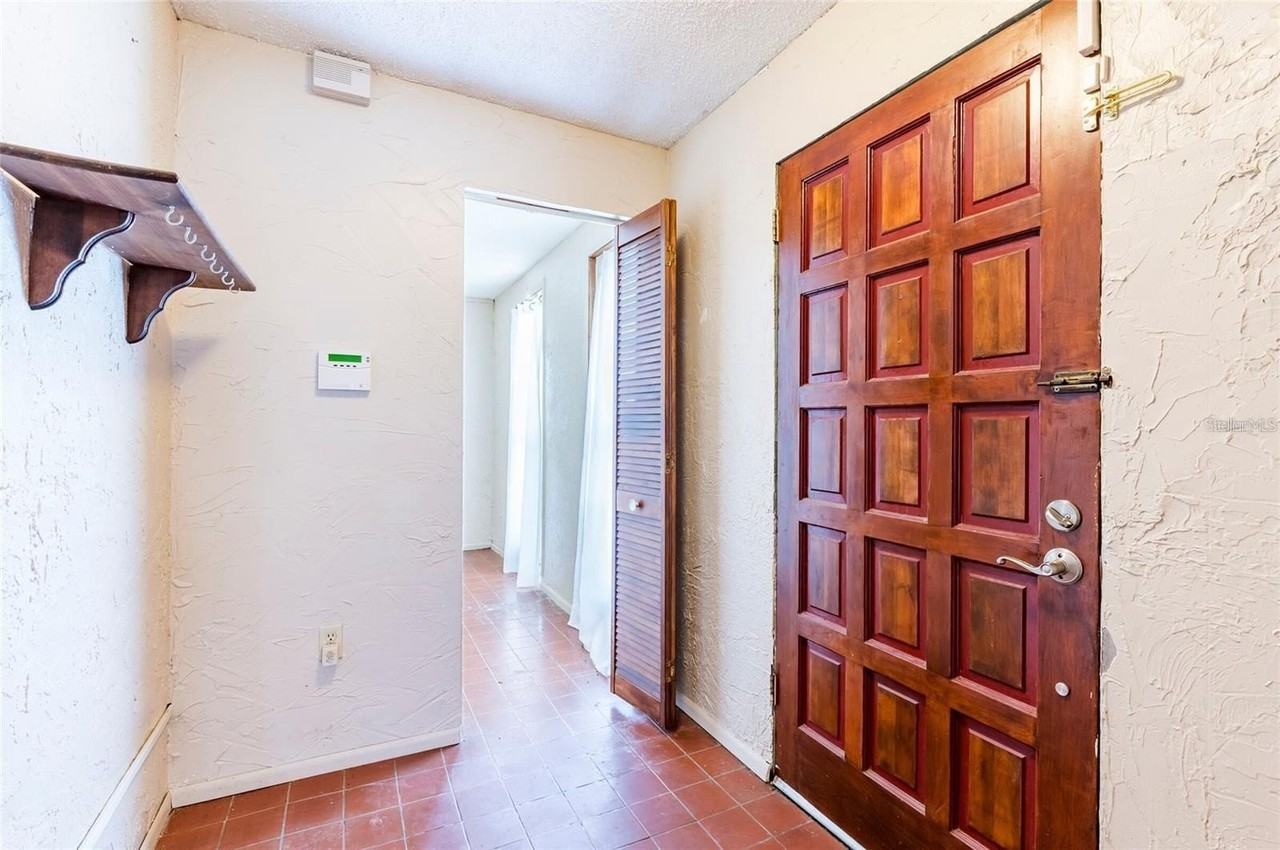 2640 Albion St - Photo 5 of 27