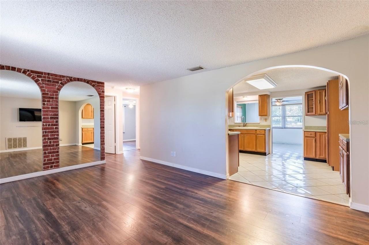 2640 Albion St - Photo 7 of 27