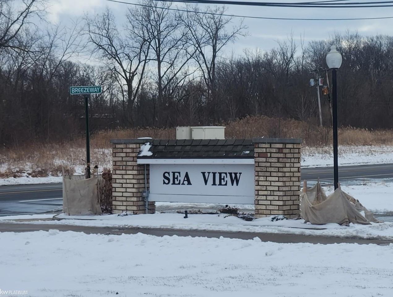 31953 Breezeway - Photo 2 of 16