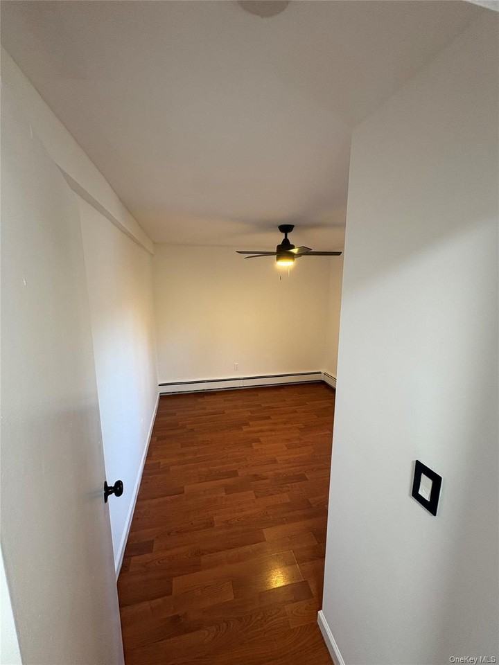 35 Washington Ave N Unit 1 #1 - Photo 5 of 9