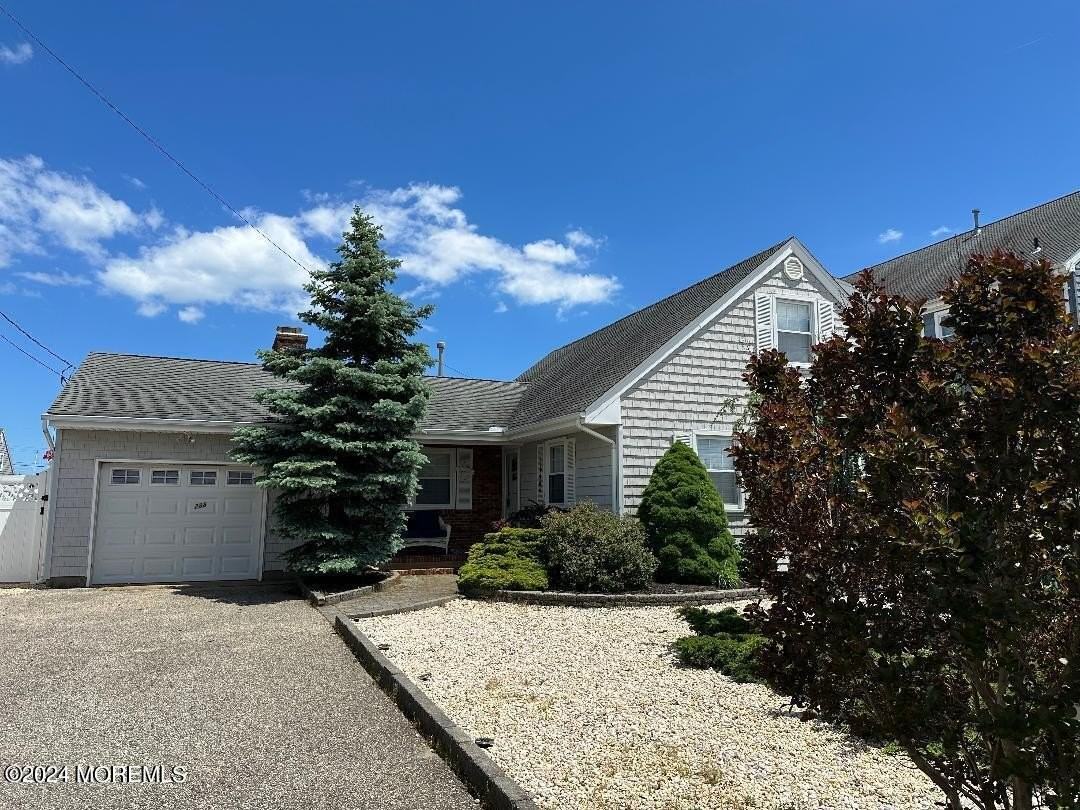 288 Periaqua Ln - Photo 2 of 29