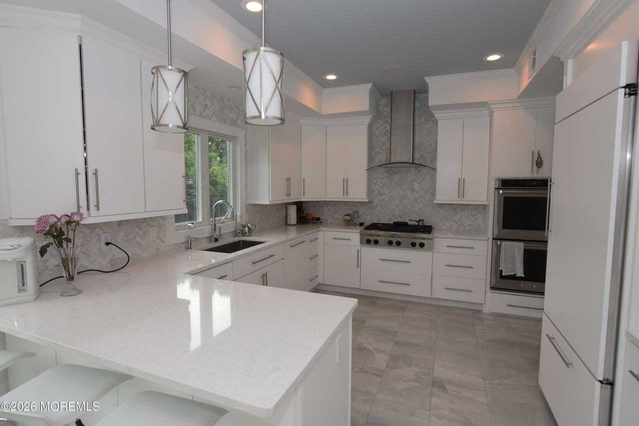 229 Lockwood Avenue unit: Winter - Photo 5 of 19