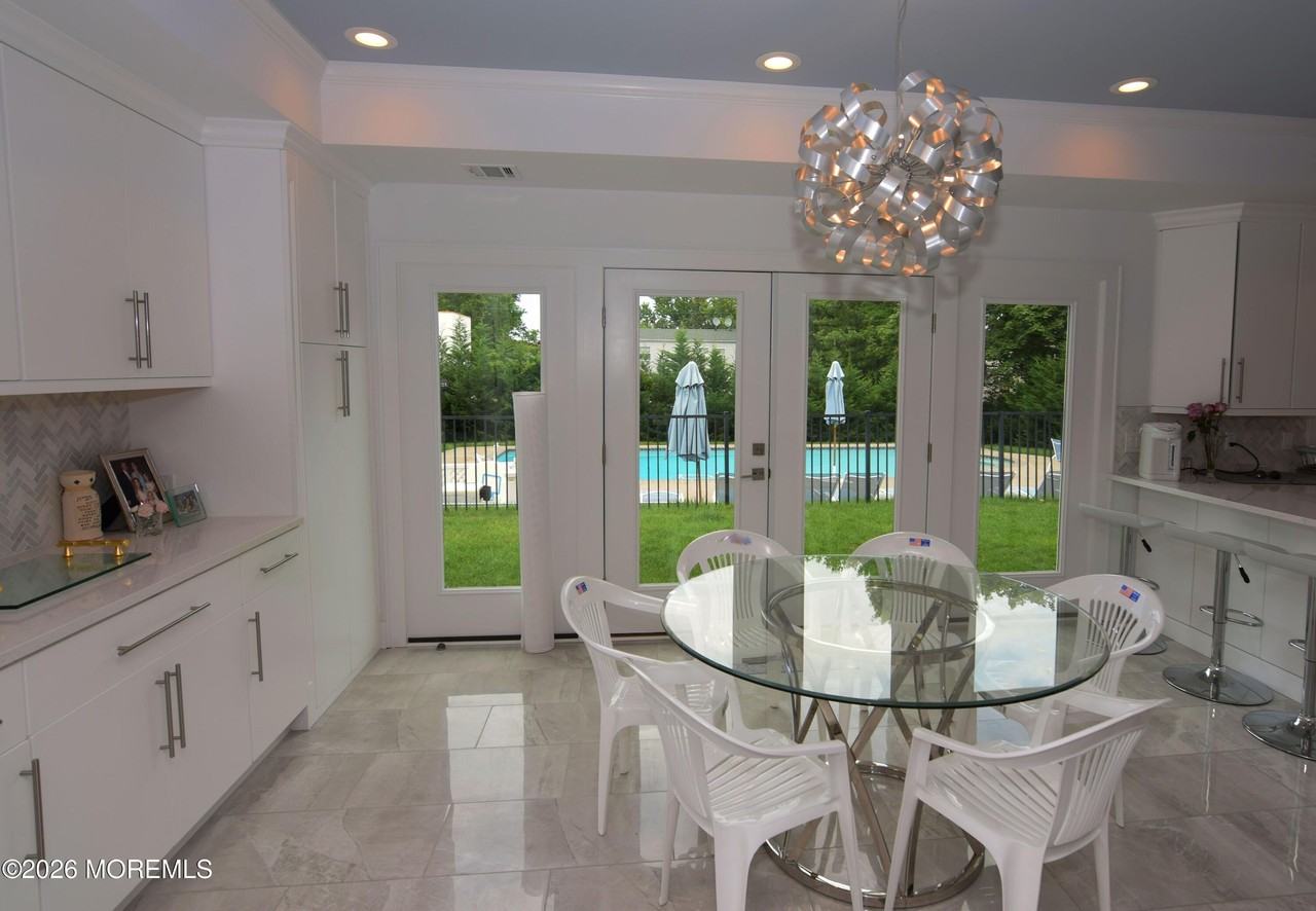 229 Lockwood Avenue unit: Winter - Photo 7 of 19