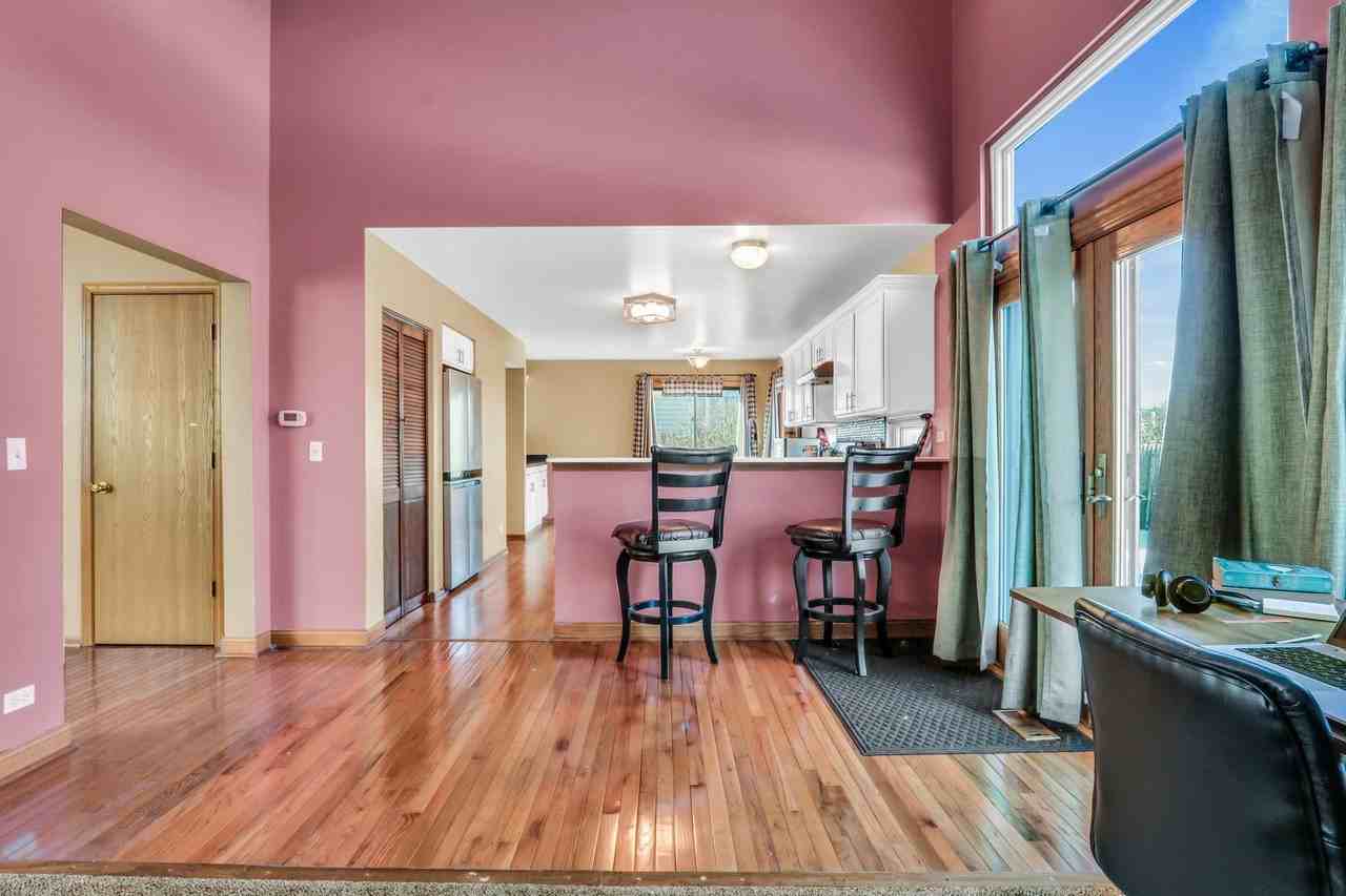 1223 S Elder Ln - Photo 6 of 31