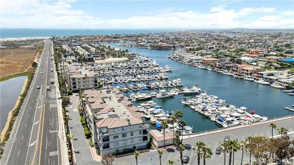 4167 Warner Ave - Photo 2 of 25