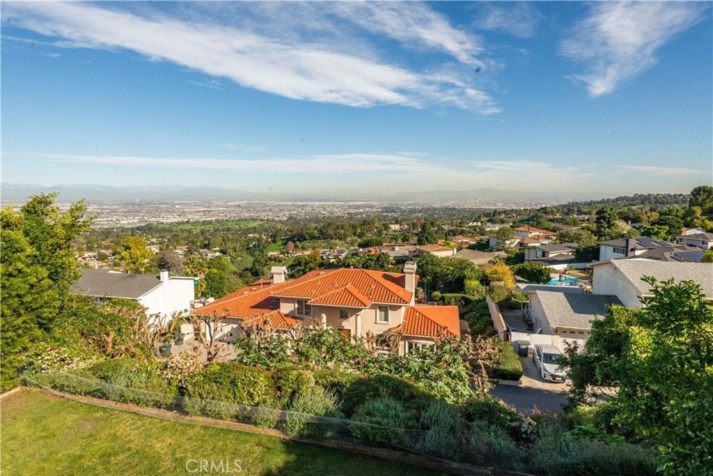 27422 Warrior Dr - Photo 4 of 14