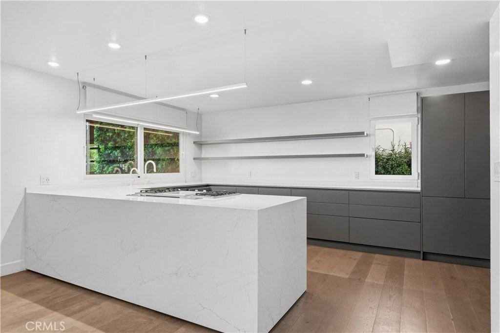 27422 Warrior Dr - Photo 5 of 14