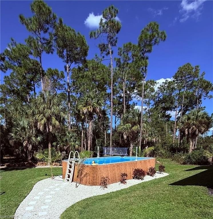 1021 10th Ave Ne - Photo 3 of 24