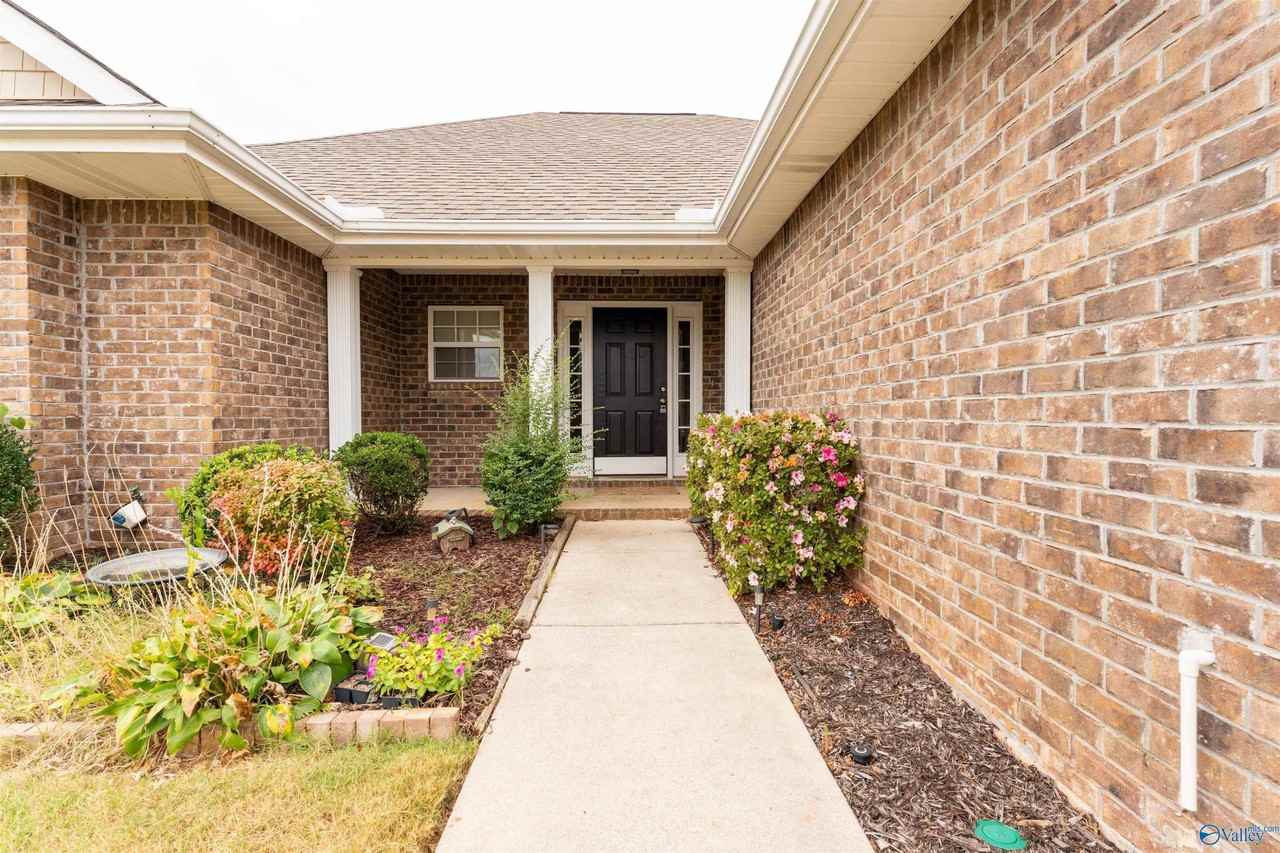 103 Dunnigan Ct - Photo 3 of 45