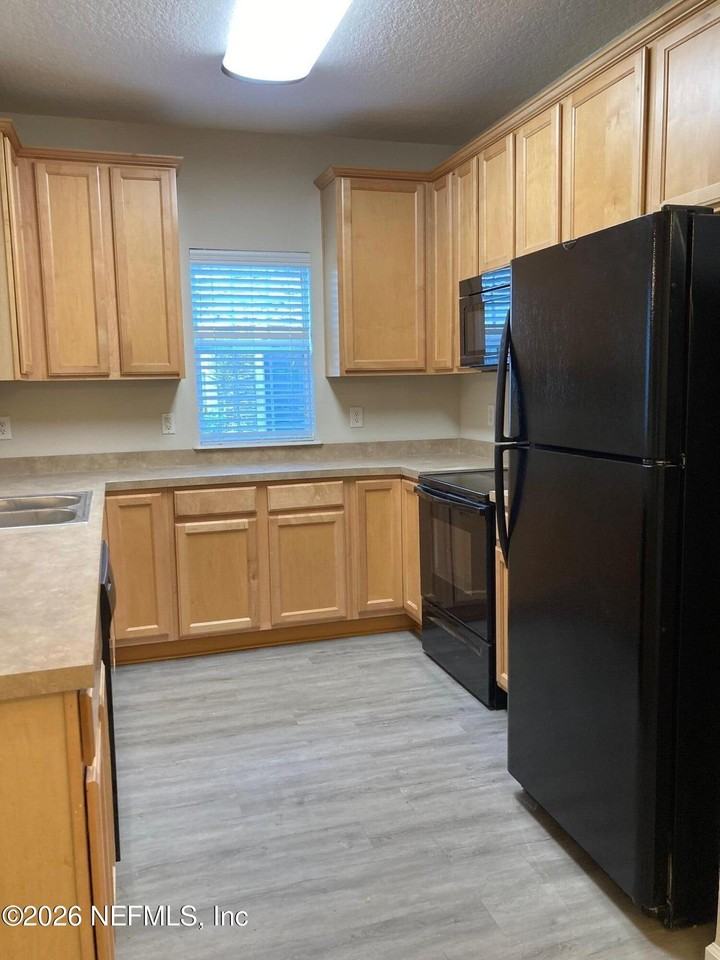 7226 Deerfoot Point Cir Unit 3 #3 - Photo 3 of 13