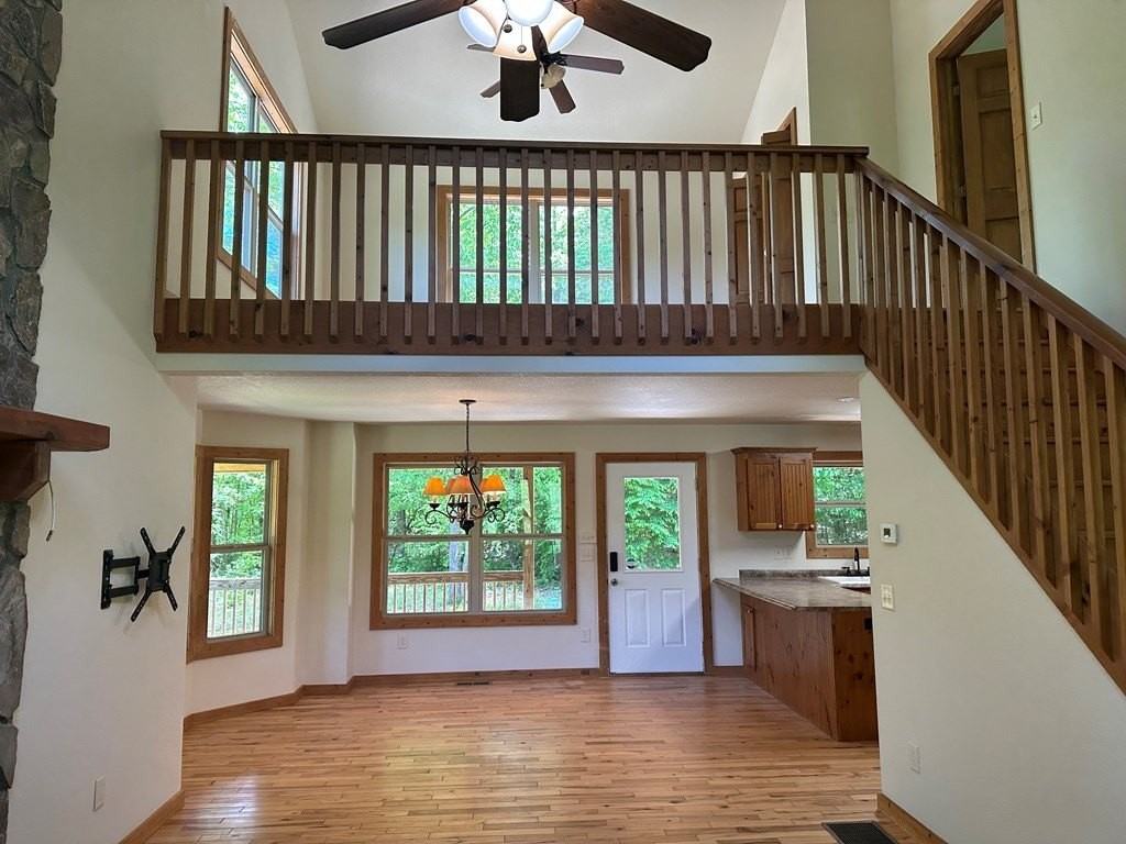 2546 Brookhaven Ln - Photo 6 of 44