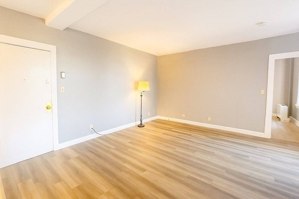 140 Chestnut St #709 - Photo 6 of 18