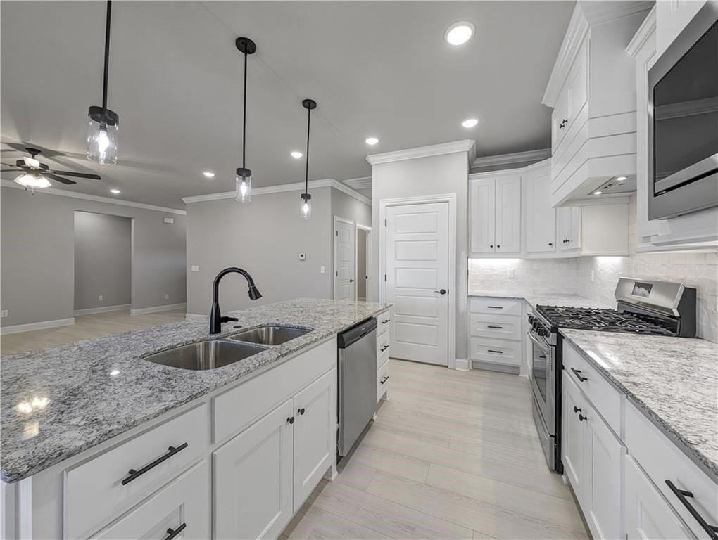 257 Vicks Cir - Photo 3 of 5