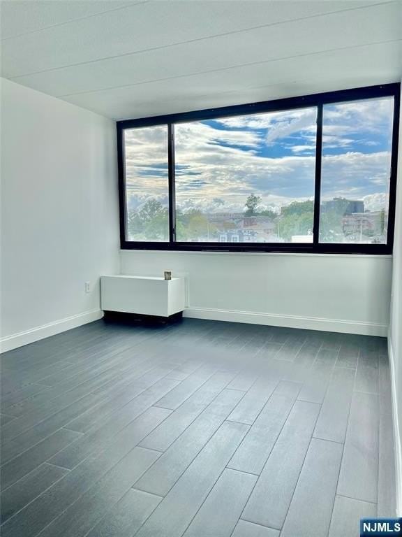 464 Gorge Rd - Photo 6 of 7