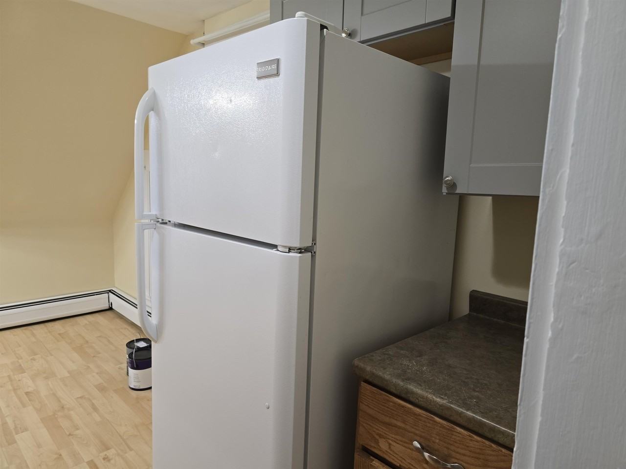 165 S Main St #6 - Photo 4 of 10