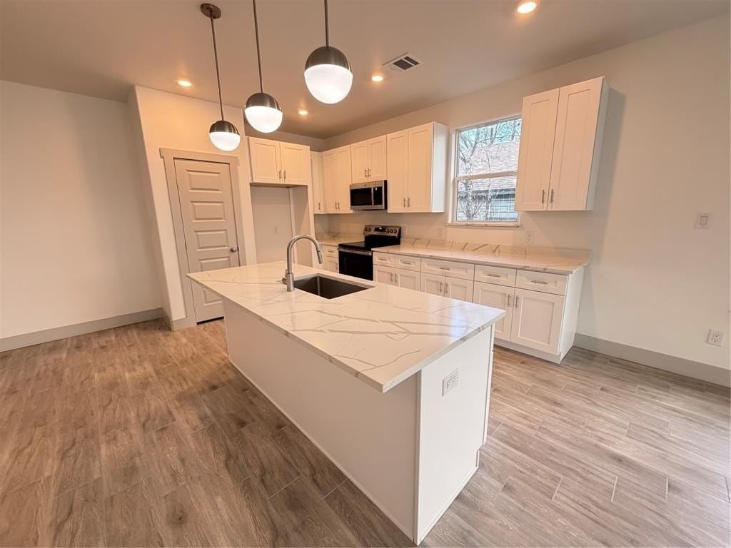 5154 Charlene St - Photo 3 of 12