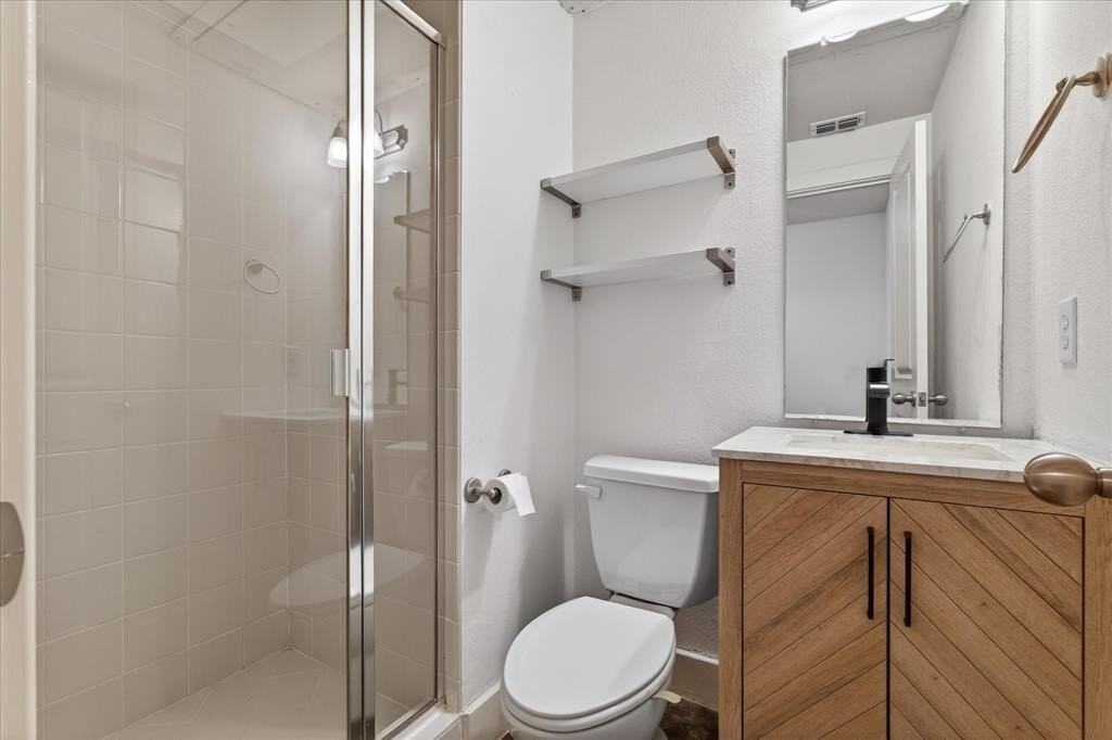 4105 Lafayette St - Photo 6 of 26