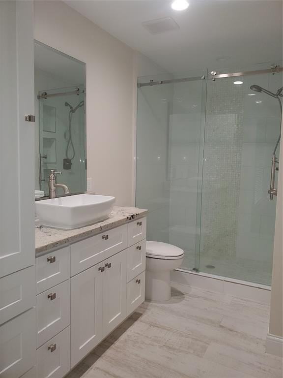 1805 Roxton Ct - Photo 6 of 24