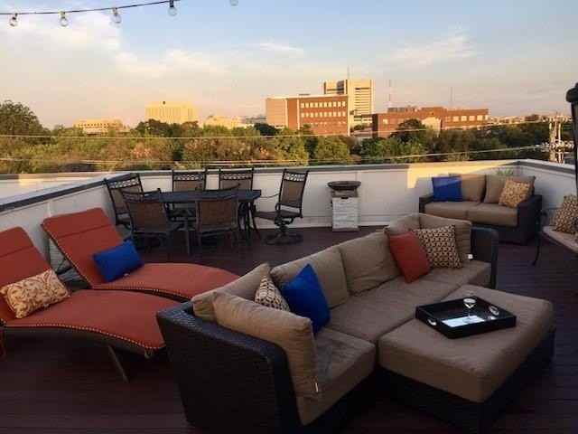 3409 Bryan St #1D - Photo 4 of 31