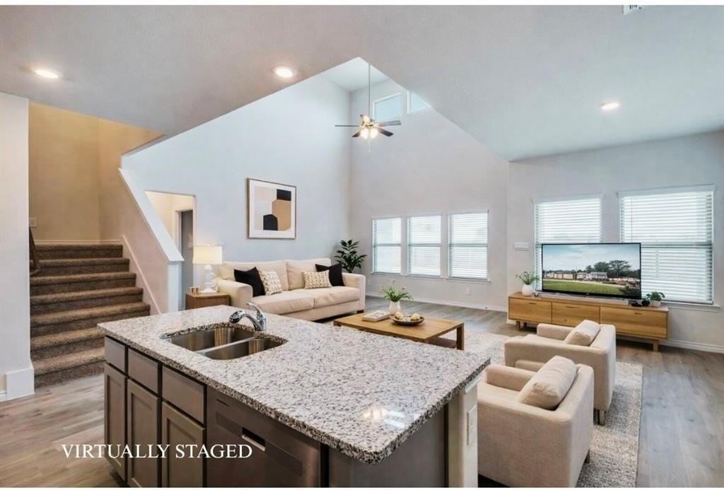 10213 Torch Light Ln - Photo 4 of 19