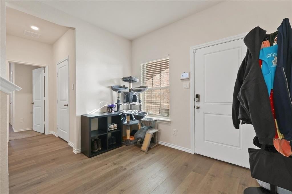 3329 Watterson Way - Photo 3 of 36