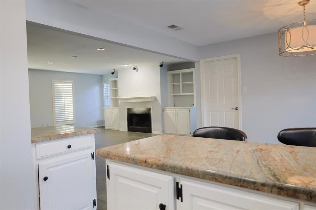 740 Peavy Rd - Photo 7 of 18