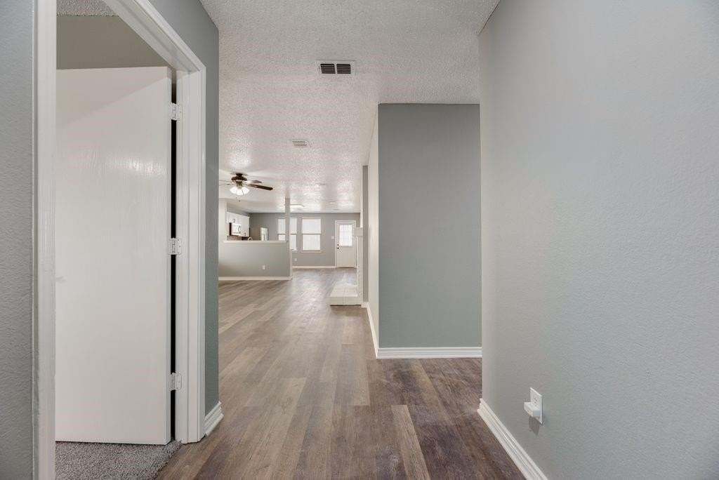 512 Rocky Springs Dr - Photo 6 of 23