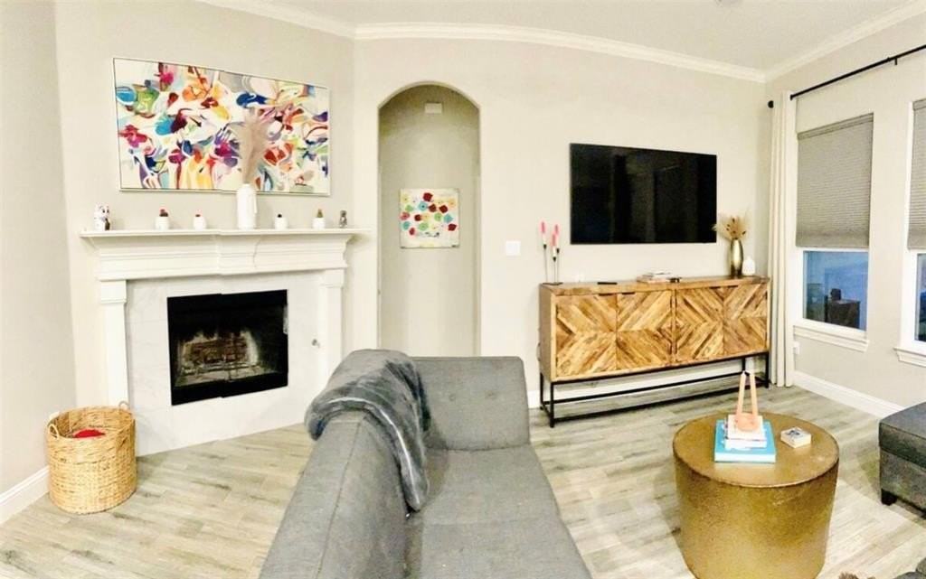 3526 Ivandell Ave - Photo 5 of 17