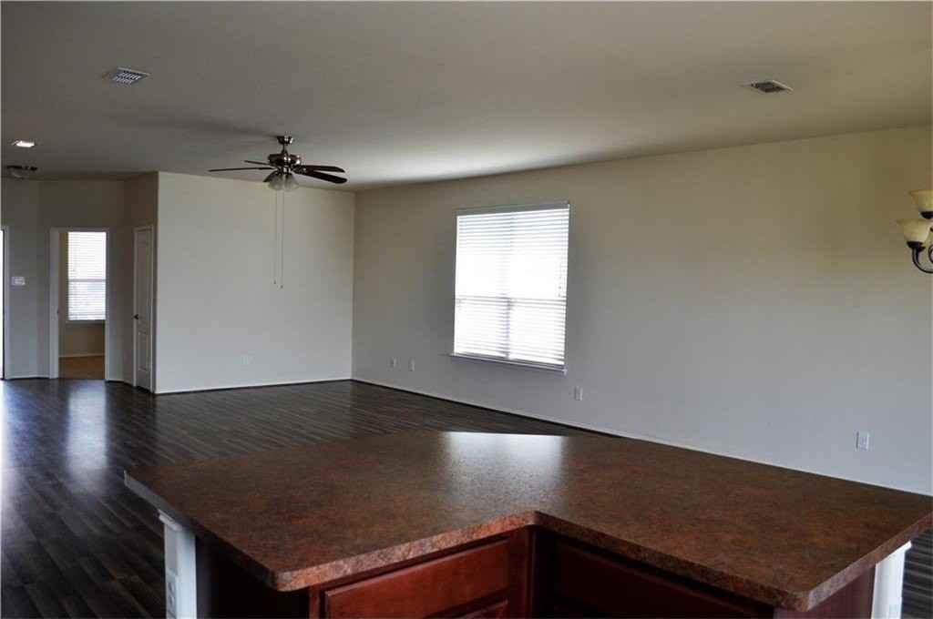 9028 Greene Dr - Photo 6 of 9