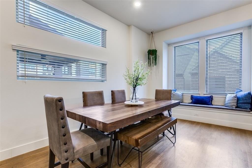 8209 Laflin Ln - Photo 7 of 20