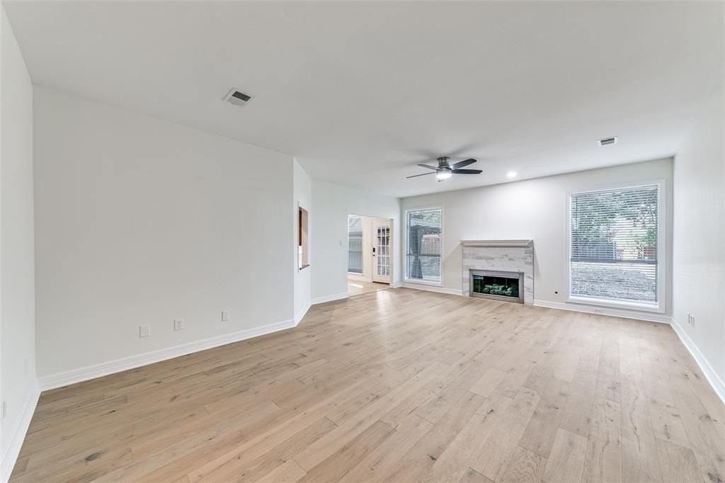 2908 Shadywood Ln - Photo 6 of 36