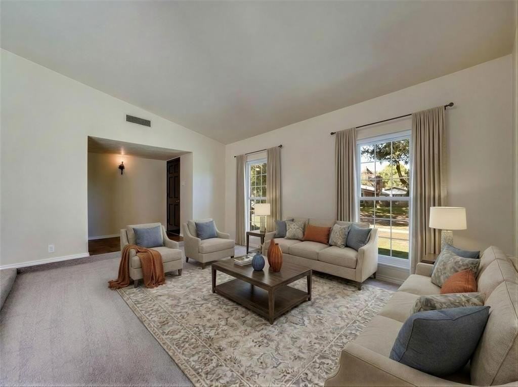 5044 Brandenburg Ln - Photo 3 of 16