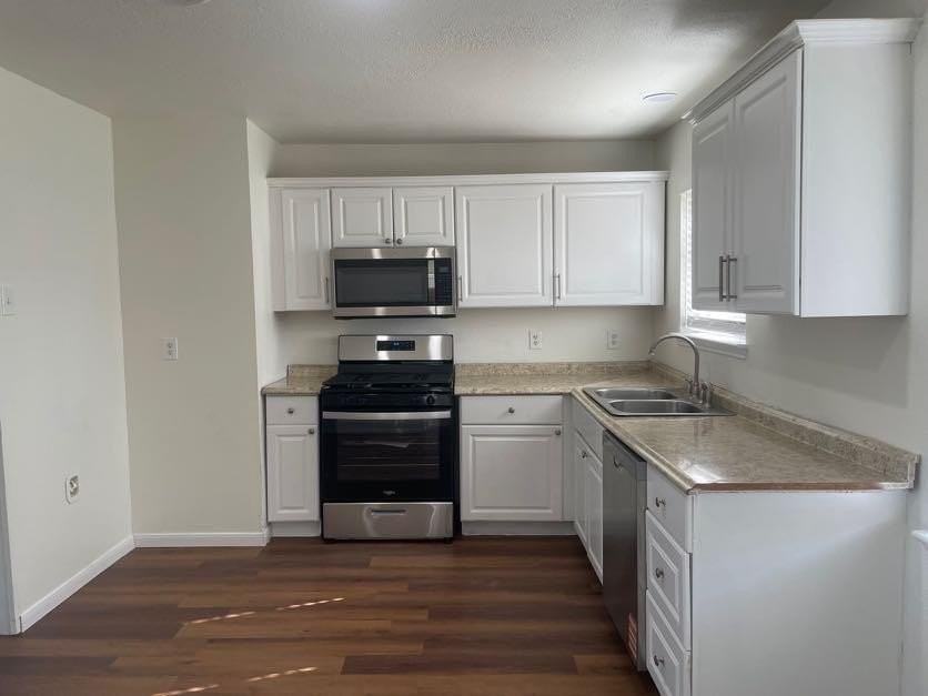 1838 Kent Dr - Photo 3 of 19