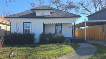 featured image of 1413 South Fwy