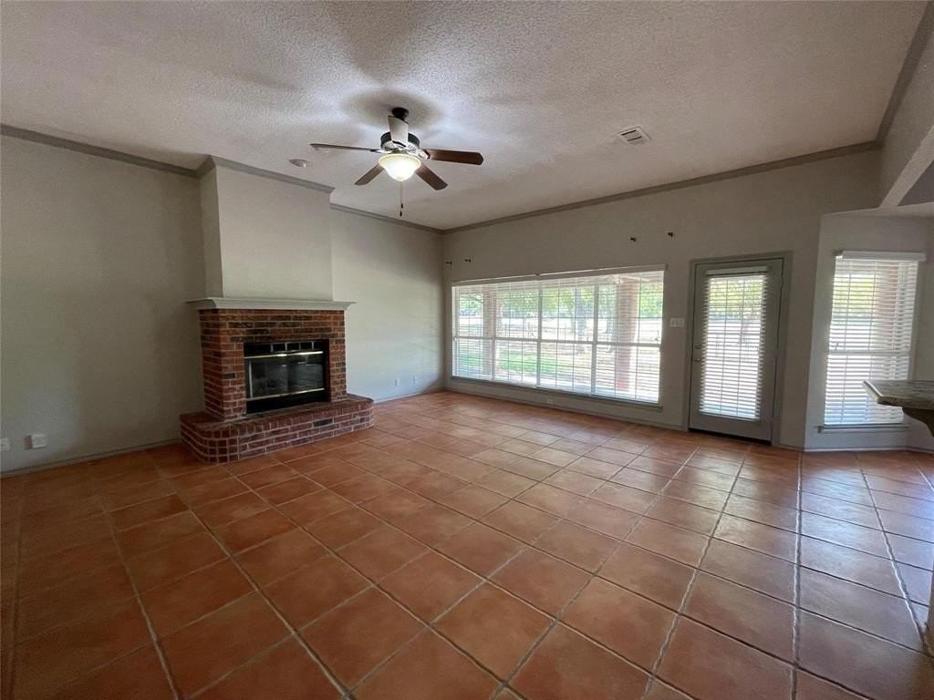 8701 Bellechase Rd - Photo 2 of 15