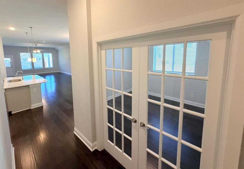 7500 Winterbloom Way - Photo 4 of 21