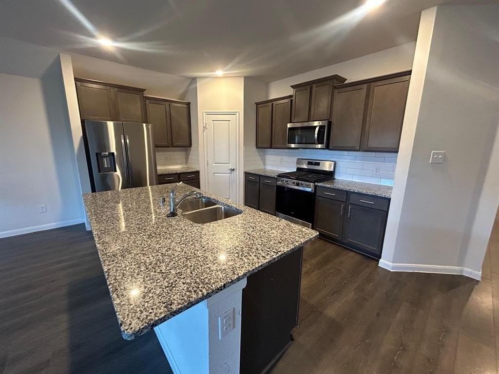 602 Range Dr - Photo 5 of 19