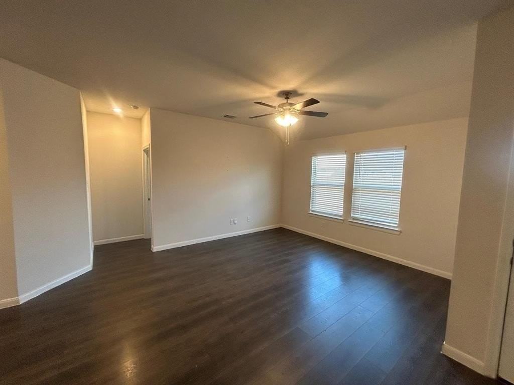 602 Range Dr - Photo 7 of 19