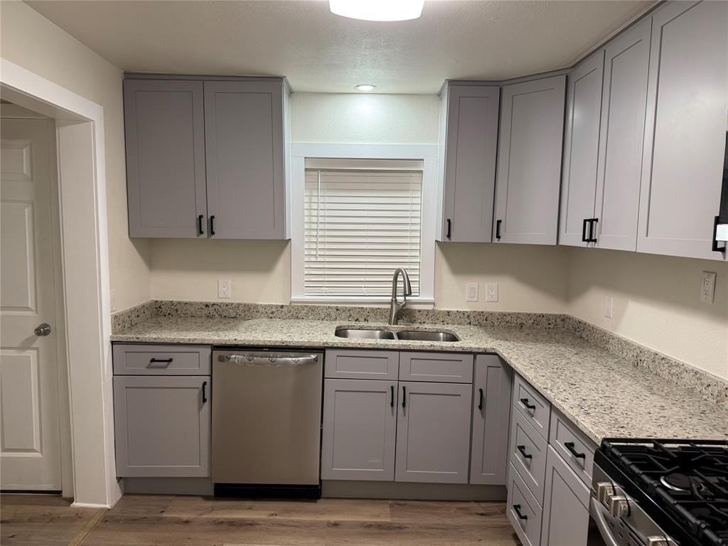 3124 Forest Ave - Photo 5 of 13