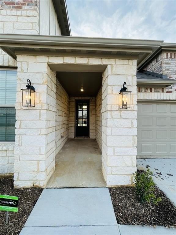 2859 Trail Head Dr - Photo 3 of 40