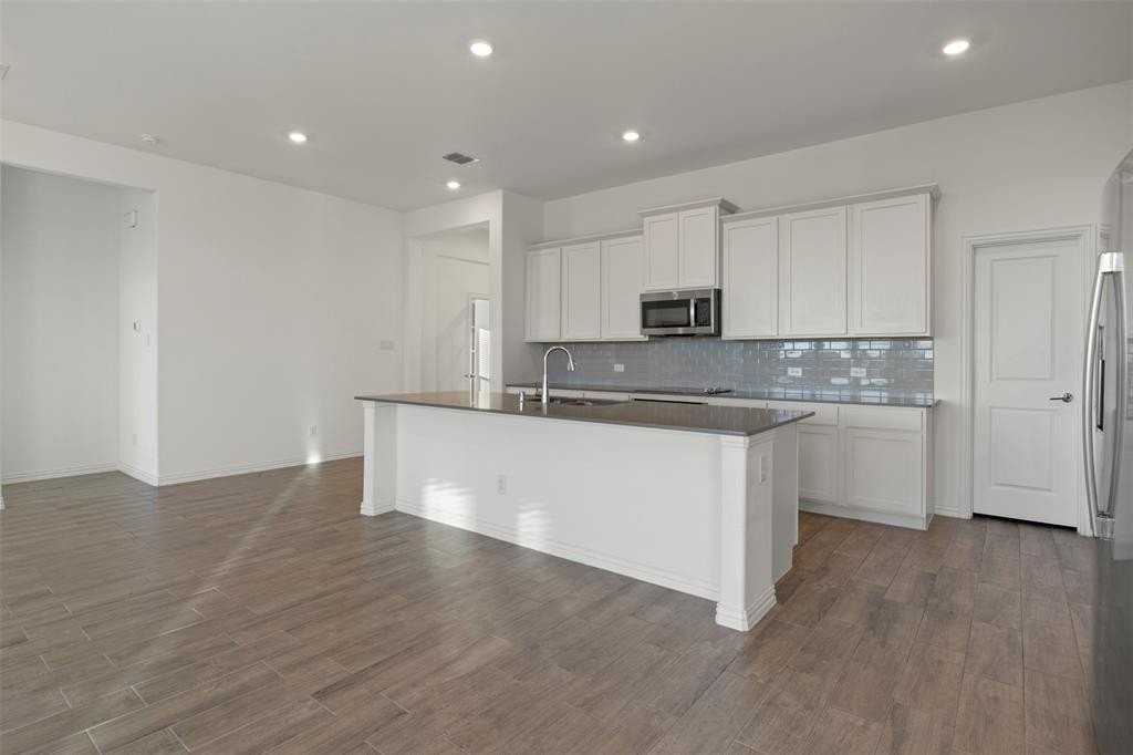 233 Cherryvale Ln - Photo 5 of 31