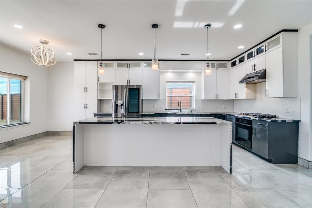 2941 Clearmeadow Dr - Photo 5 of 24